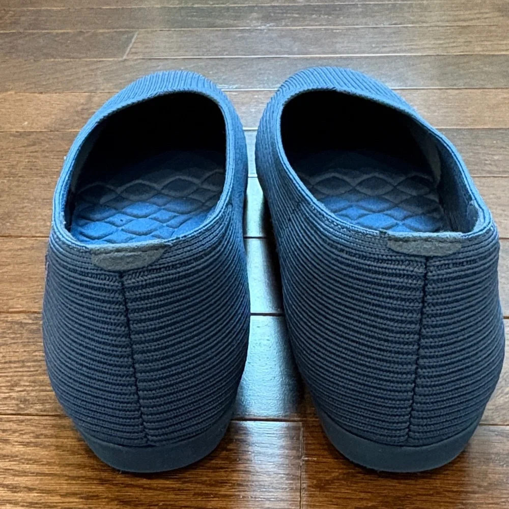 VIVAIA Margot Ballet Flats NWOB Square Toe V Cut Knit Navy Blue Size 40 (9-9.5) - Picture 9 of 13